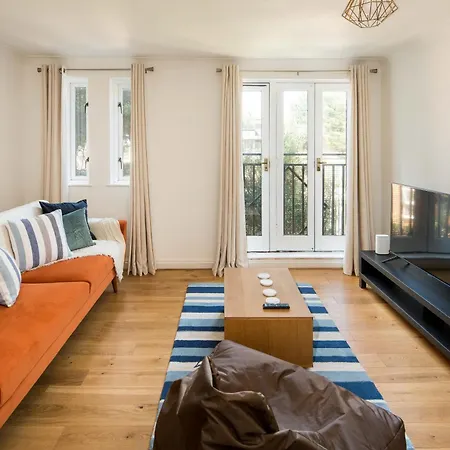 Charming 2Bd Flat Near Tower Bridge, Bermondsey Apartment